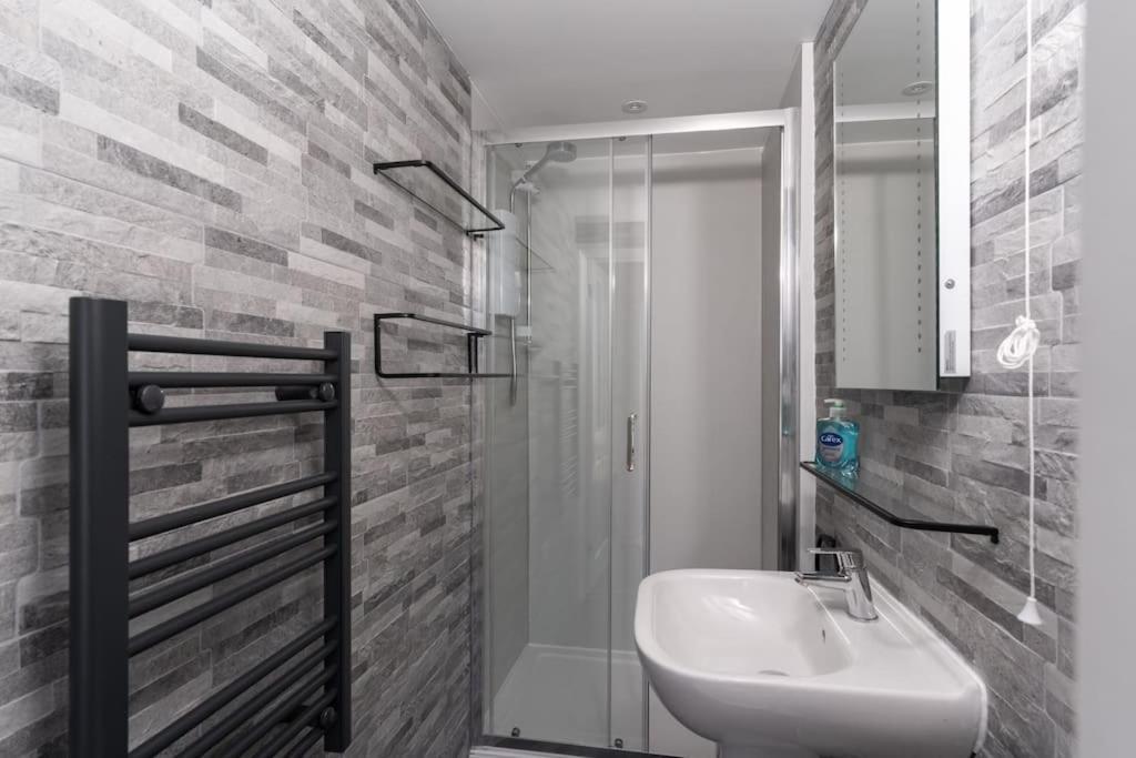 Charming 3 Bedroom Harbour Cottage With Parking Penzance Ngoại thất bức ảnh
